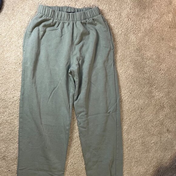 Brandy Melville Pants - Brandy Melville Sweatpants